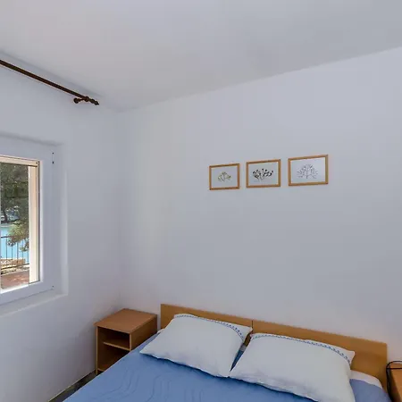 Apartment Nedeljko Gdinj